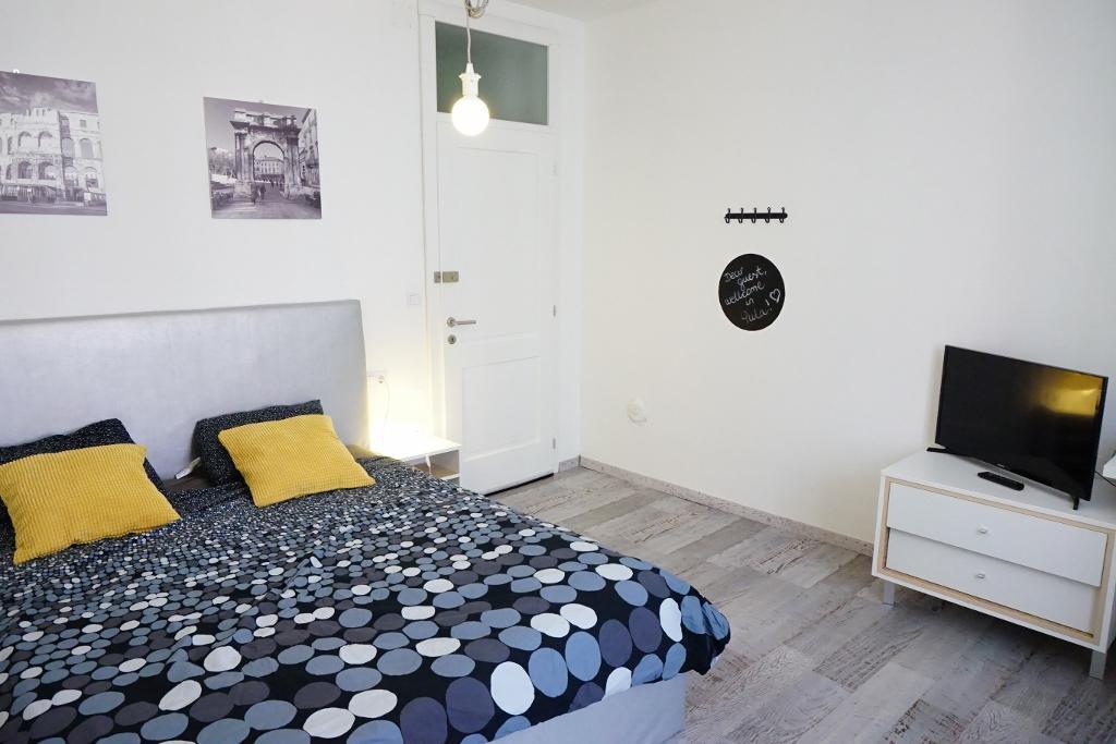 Hostel Ljiljana Pula Exteriör bild