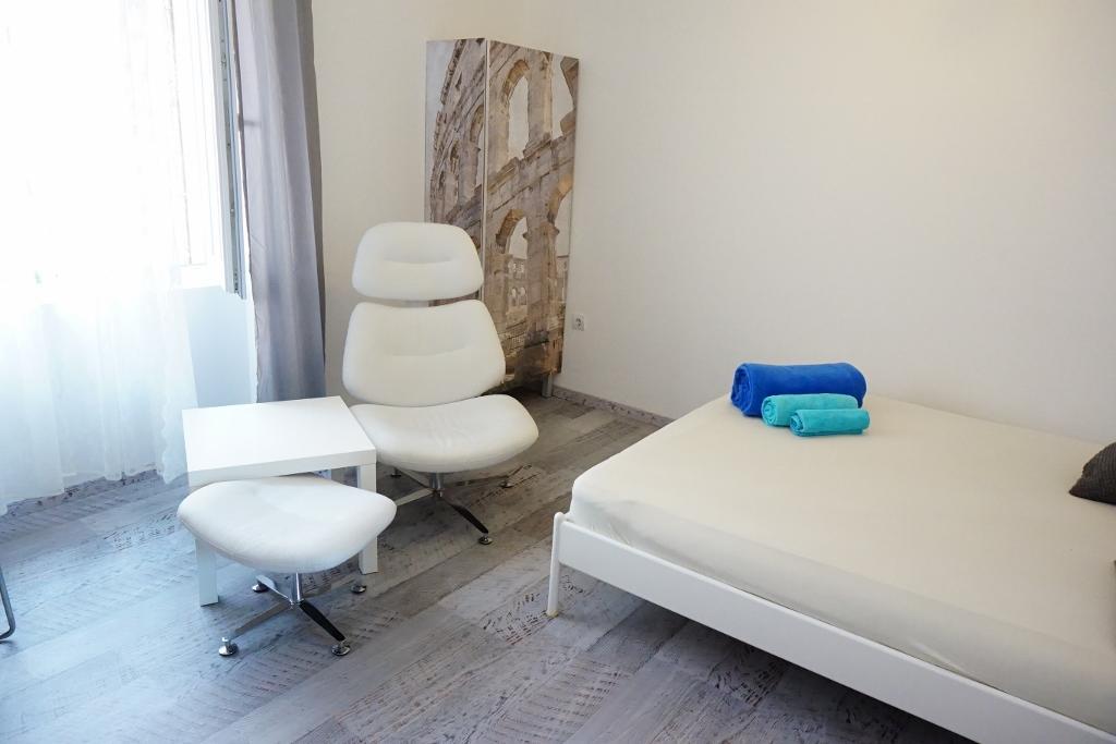 Hostel Ljiljana Pula Exteriör bild